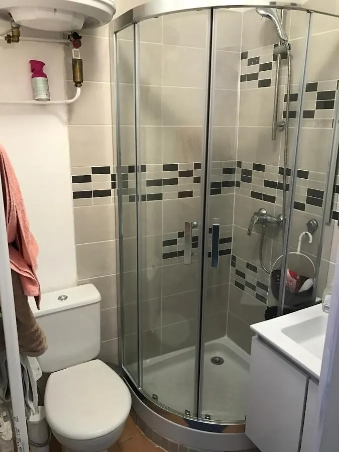 Apartamento Gheddachi Gentilly 0*,