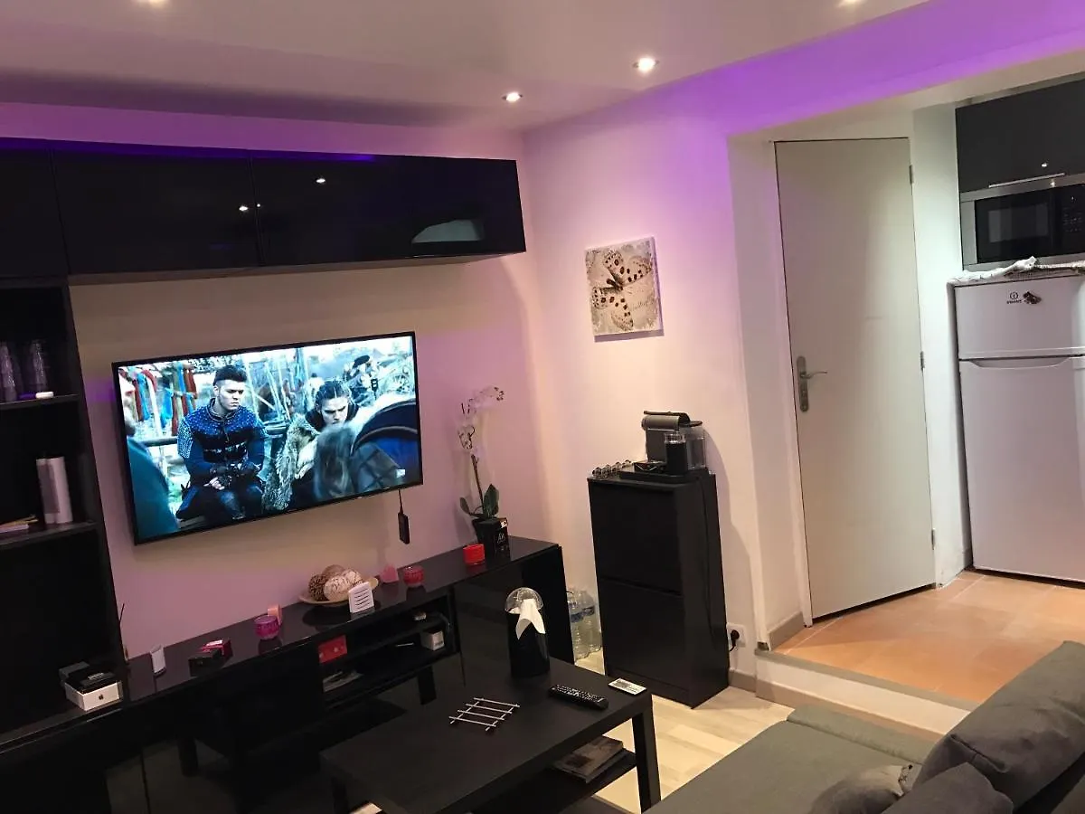 Apartamento Gheddachi Gentilly 0*,